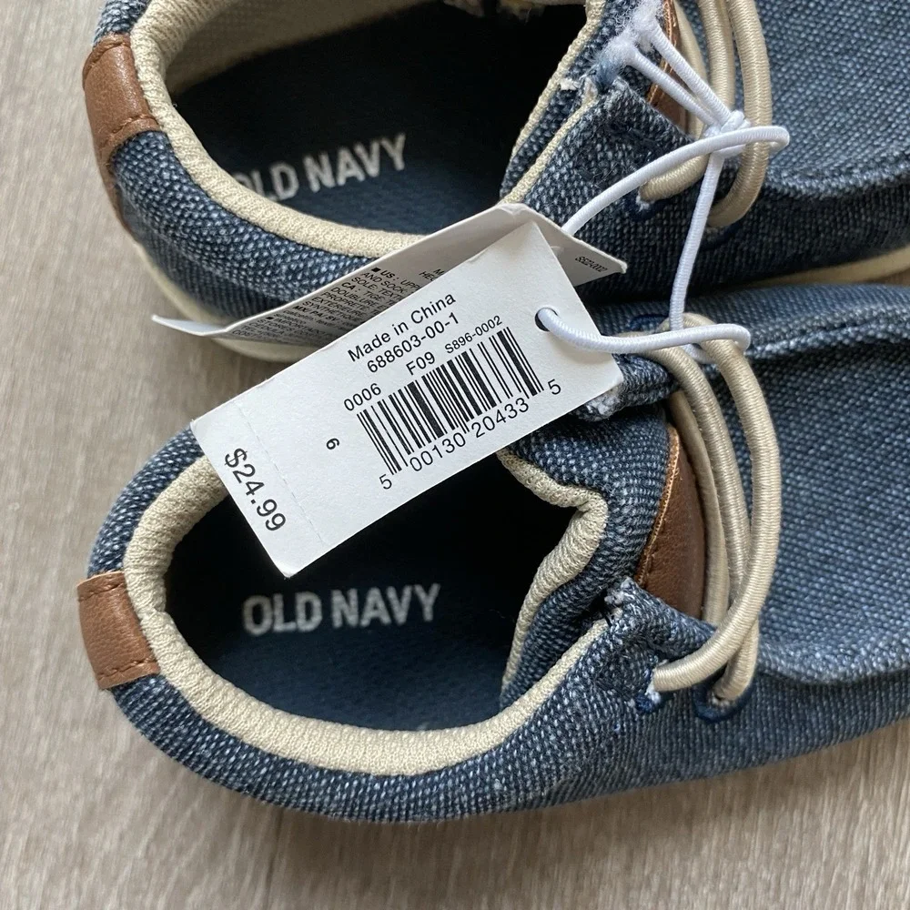 Old Navy‎ Slip-On Deck Shoes Baby Toddler Size 6 1461
